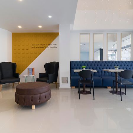 Hotel Wess Богота Экстерьер фото