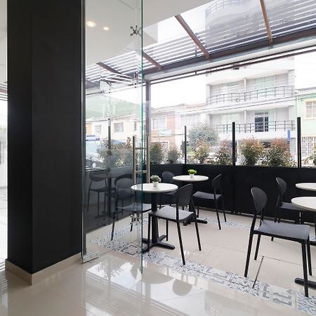 Hotel Wess Богота Экстерьер фото