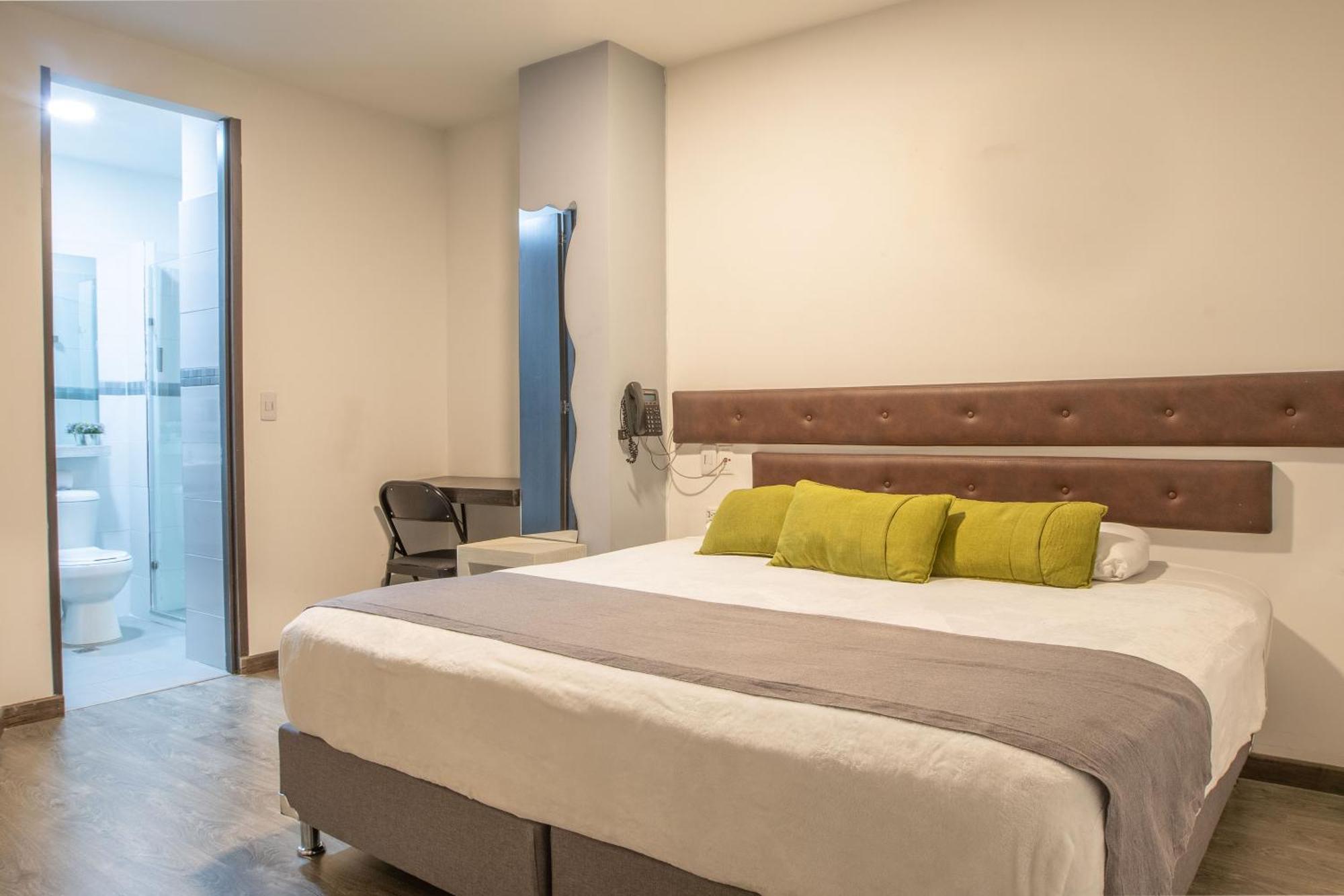 Hotel Wess Богота Экстерьер фото