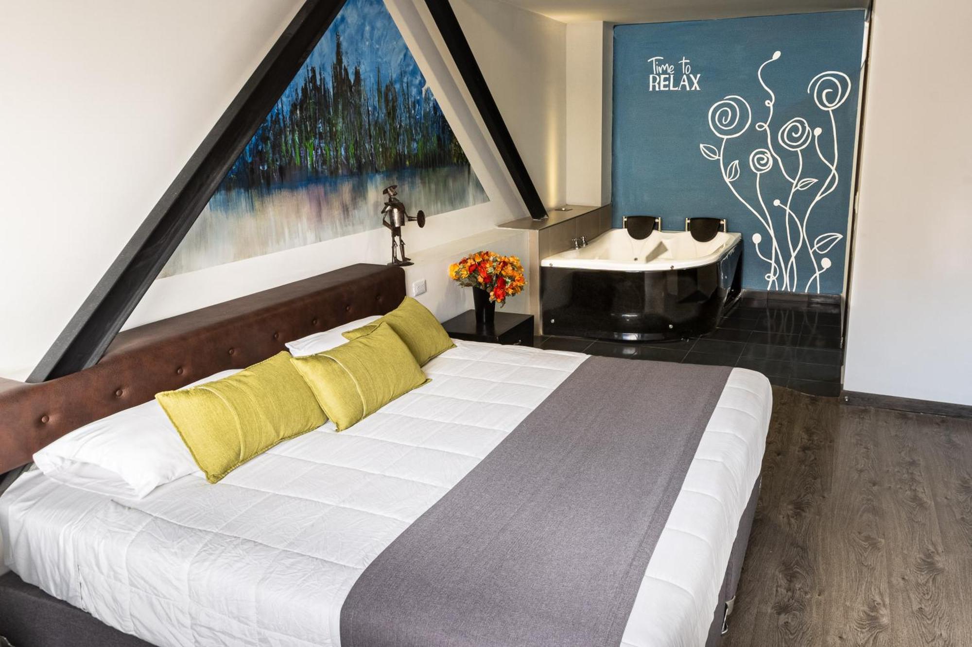 Hotel Wess Богота Экстерьер фото